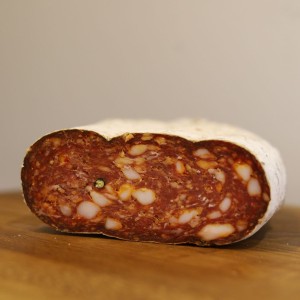 Salami Spianata Calabrese Piccante w plastrach świeżo krojone